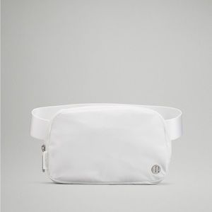 - Everywhere Belt Bag 1L - White